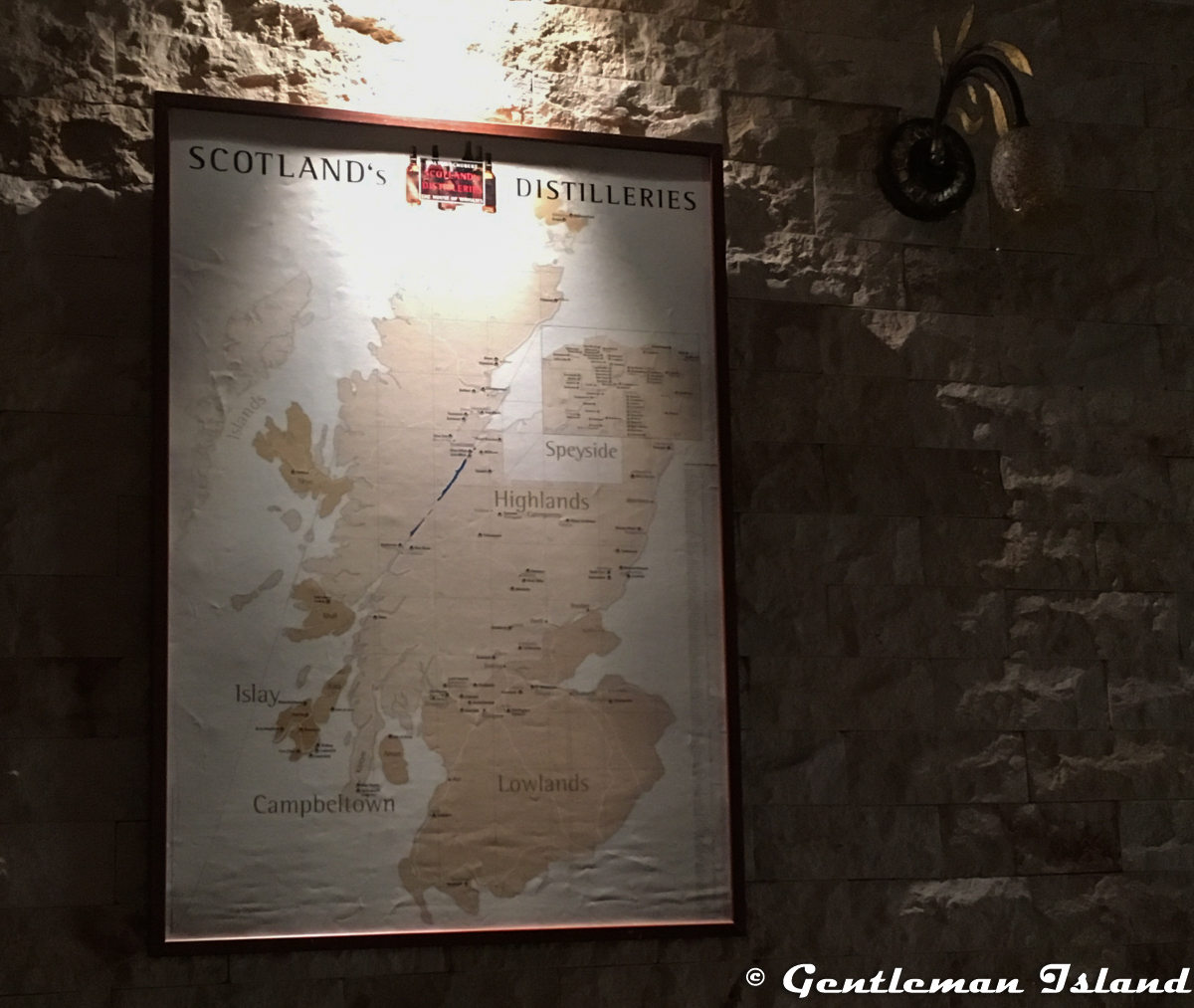 Mapa Škótska vo Whisky Bare 44